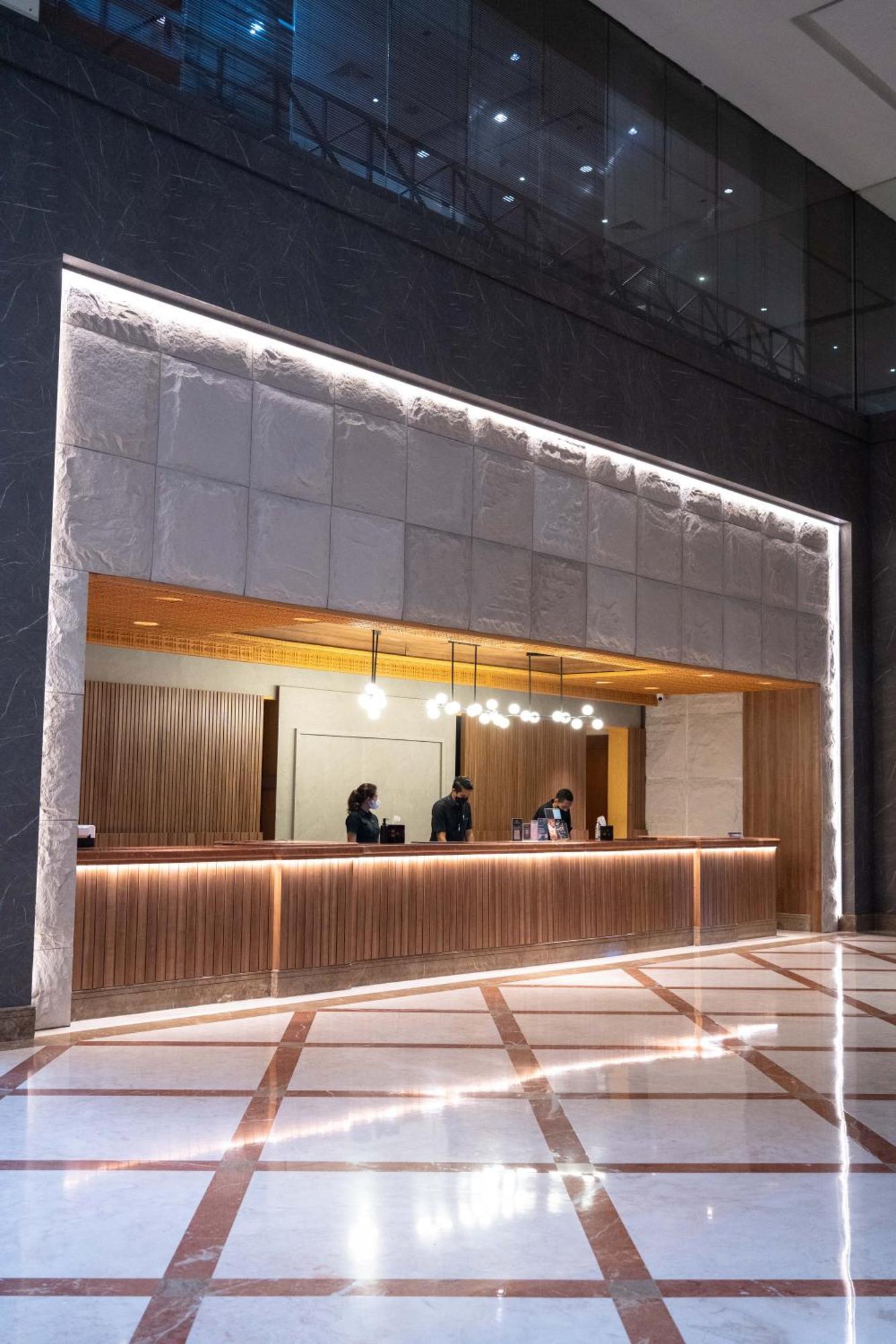 Mangkuluhur Artotel Suites Джакарта Екстериор снимка